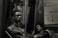 《Night Train》  獲 Merit 獎     作者：韦钢