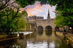 《Street View Of Bath Town》      獲Honour獎     作者：田利平