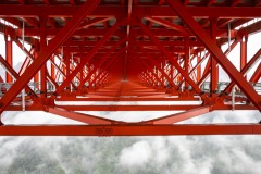 《Under The Bridge》      獲Merit獎     作者：姜淑英