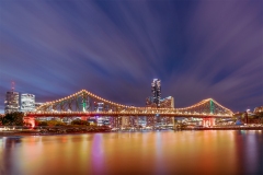 《City Lights》      獲Honour獎     作者：陈少君