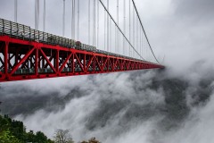 《Bridge In The Sky》      獲Honour獎     作者：姜淑英