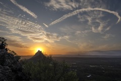 《Sunset at Ngungun》      獲Honour獎     作者：王惠珍 (B组)
