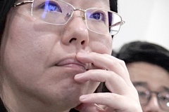 《Thinking2》      獲Merit獎     作者：裴维平 (AB组)