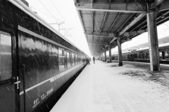 《winter of train station》    获Honour奖     作者：James Huang（AB组）