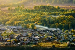《Golden Valley》   获Merit奖   作者：刘训忠（AB组）