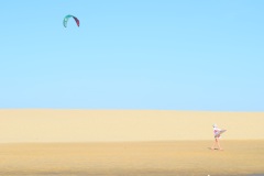 《you keep surfing》   获Merit奖   作者：黎文龙（AB组）