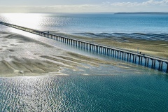 《Long Jetty in Hervey Bay》   获Merit奖   作者：徐克钏（A组）
